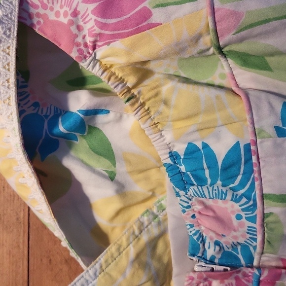 Lilly Pulitzer Floral Halter Fit and Flare Dress with Eyelet Detail Size 6 - Picture 12 of 13